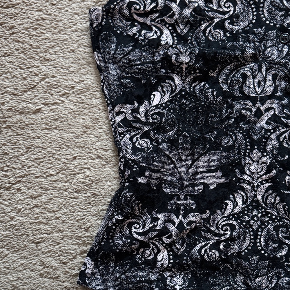 INC International Concepts Sleeveless Button Down Black and White Floral Blouse - Picture 9 of 13